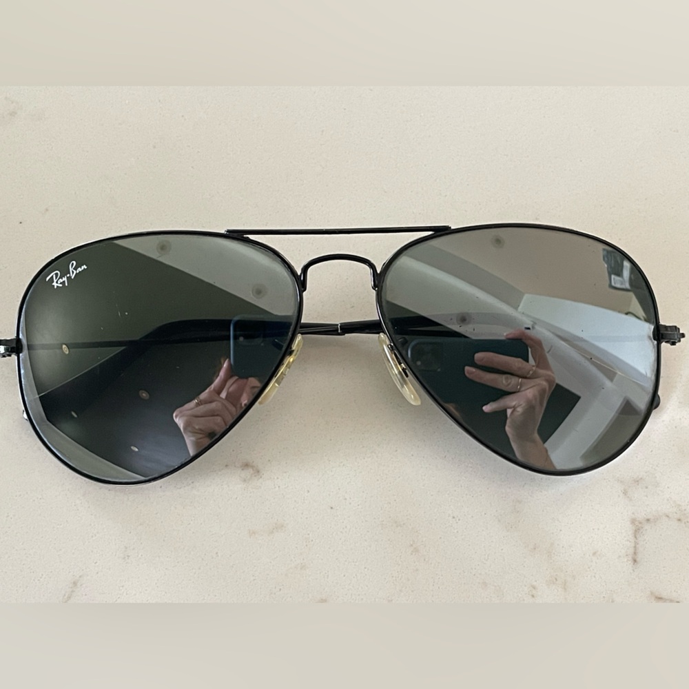 Ray-Ban Black Aviator Sunglasses with Mirrored Lenses